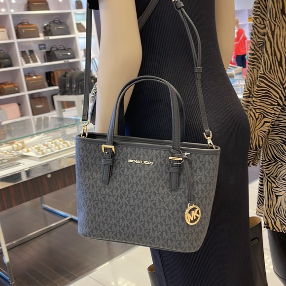 MICHAEL KORS 
Jet Set Travel Extra-Small Logo Top-Zip Tote Bag
Black 
NWT - Picture 13 of 16